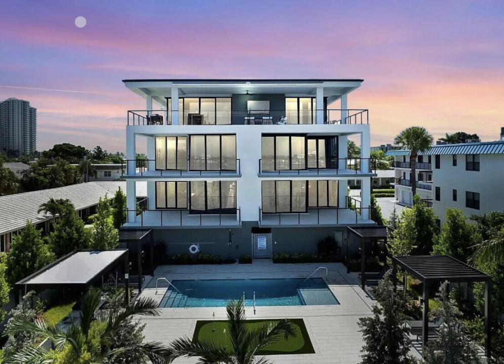 2323 Lake Drive Unit 201, The Driftwood, Riviera Beach, Flórida 33404, Estados Unidos