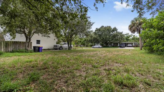 NE Kubin Avenue, Jensen Beach, Florida 34957