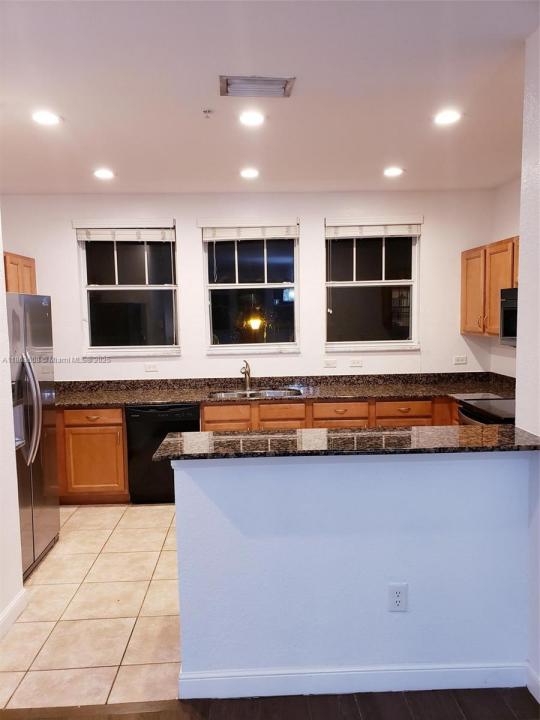 833 Millbrae Ct 5, West Palm Beach, Florida 33401