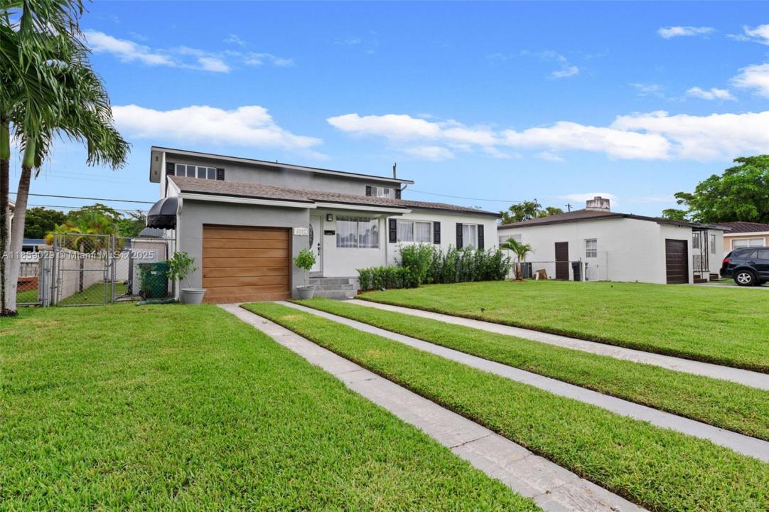 6221 NW 37th Ter, Virginia Gardens, Florida 33166