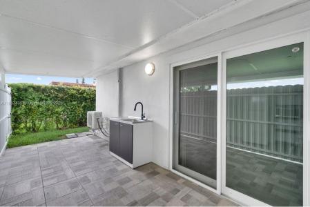7930 SW 36th Ter 3, Miami, Florida 33155, USA