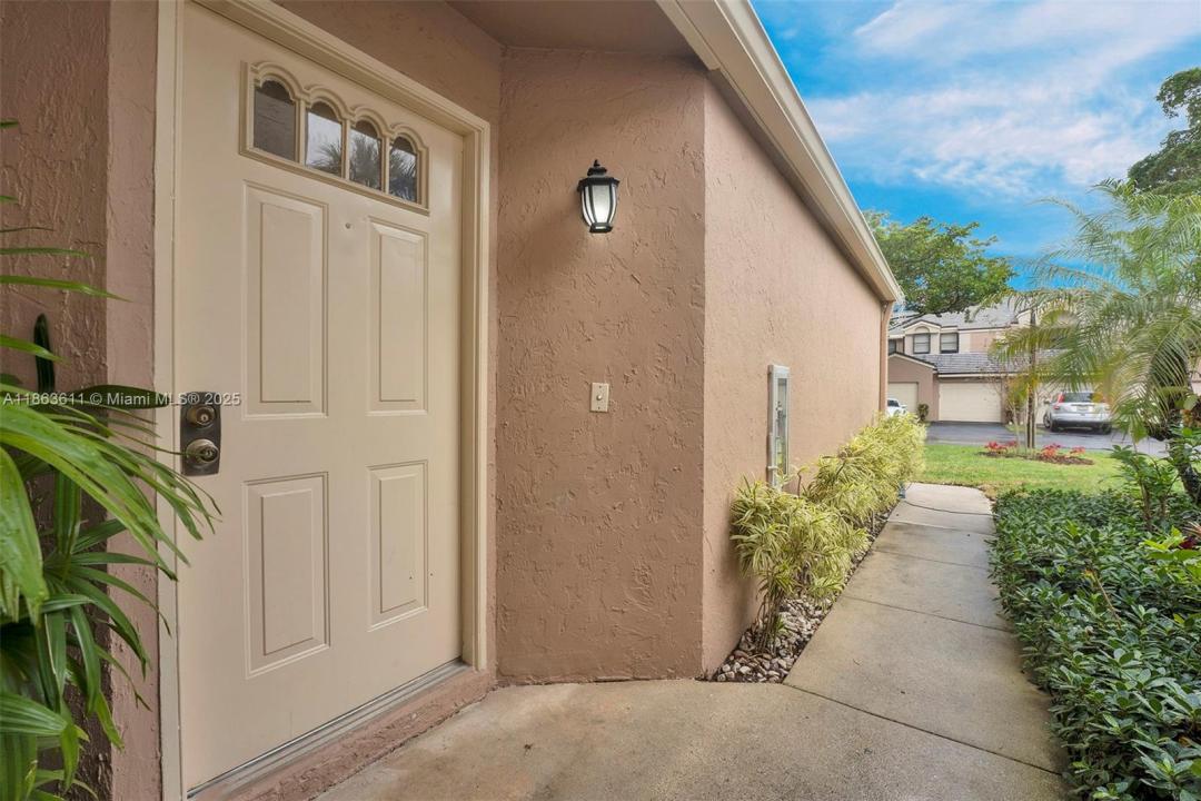 123 NW 98th Ter, Plantation, Floride 33324, États-Unis