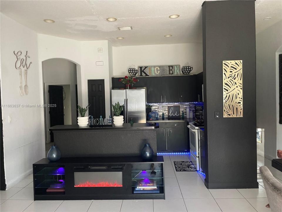 1352 SE 16th Ave, Homestead, Florida 33035