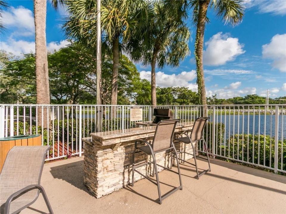 145 SW 96th Ter 145, Plantation, Floride 33324, États-Unis