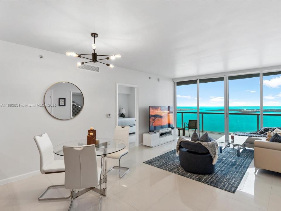 465 Brickell Ave 4605, Miami, Florida 33131