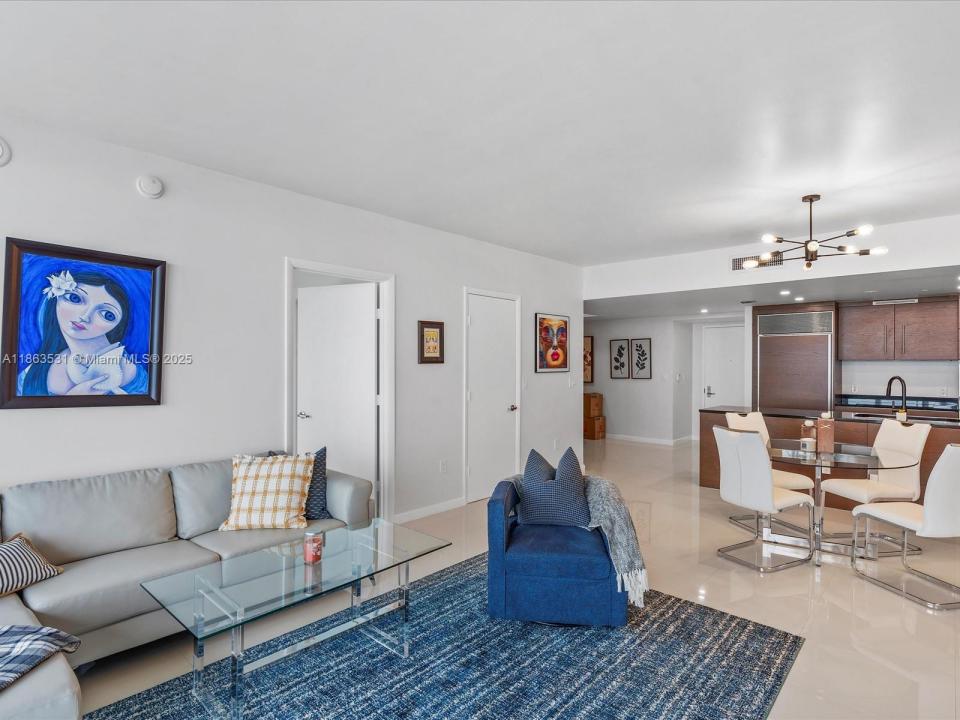 465 Brickell Ave 4605, Miami, Florida 33131
