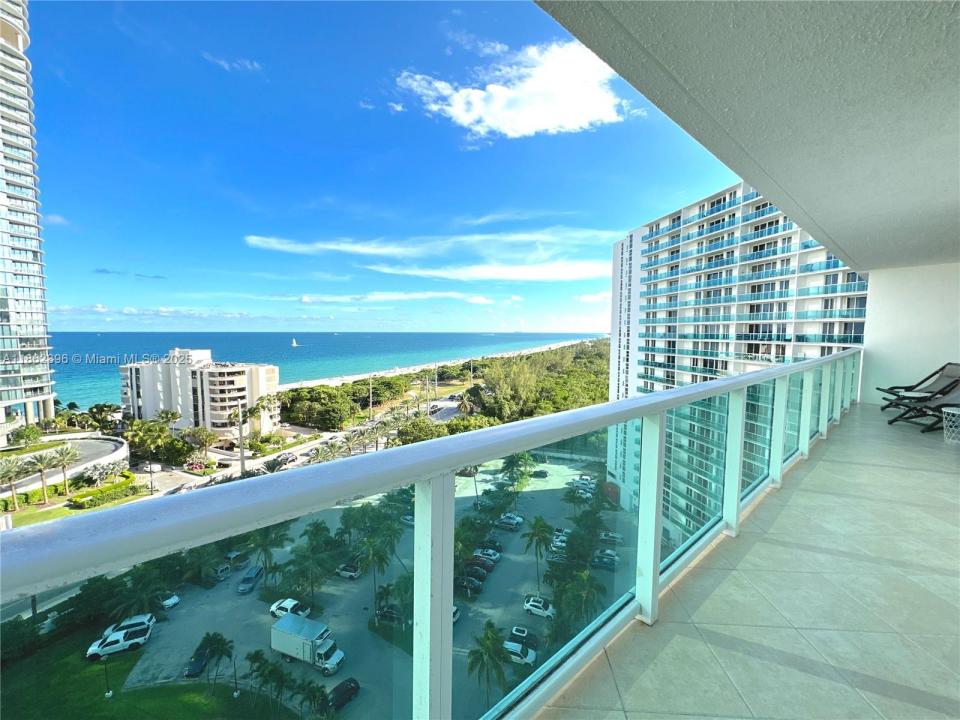 100 Bayview Dr 1506, Sunny Isles Beach, פלורידה 33160, ארצות הברית של אמריקה