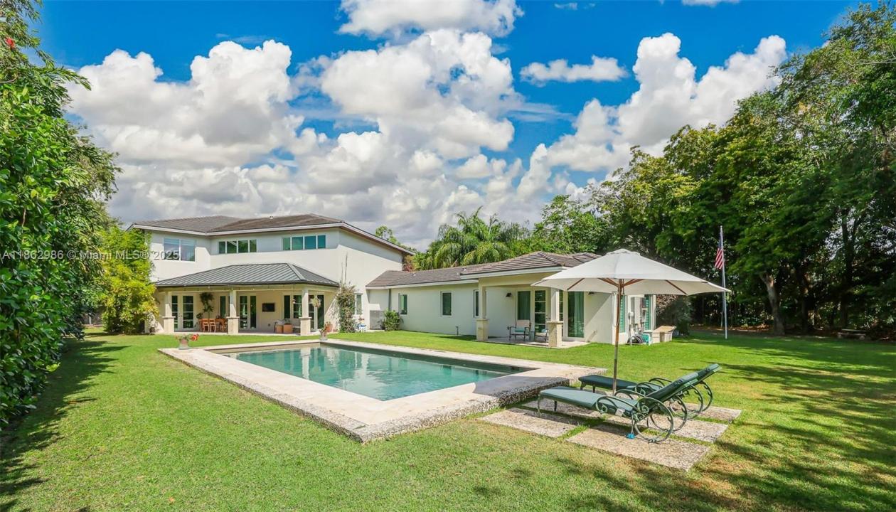 6910 SW 145th Ter, Palmetto Bay, Florida 33158
