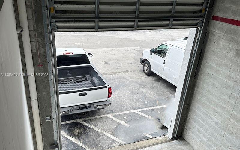 2365 NW 70th Ave 17, Miami, Florida 33122, HOA KỲ