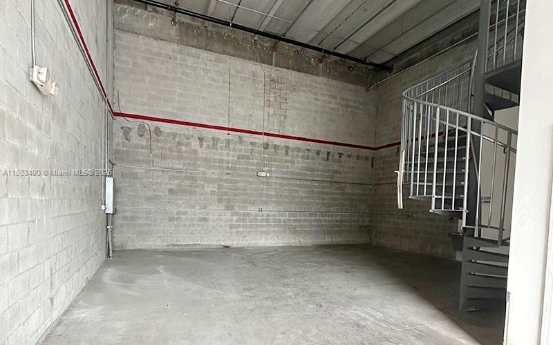 2365 NW 70th Ave 17, Miami, Florida 33122, HOA KỲ