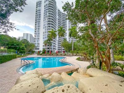 3400 NE 192nd St LPH7, Aventura, Florida 33180, USA