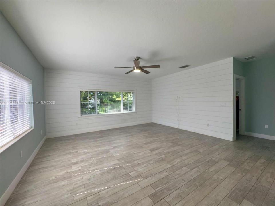 241 W Seaview Dr, Duck, Floryda 33050, USA