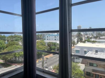 8000 Harding Ave 5B, Miami Beach, Florida 33141, USA