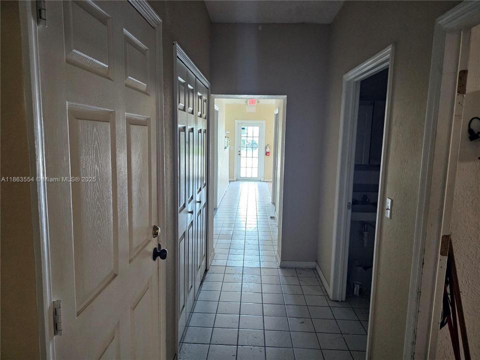 917 SE 13th Ave, Cape Coral, Florida 33990, Stati Uniti