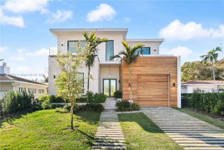 9132 Dickens Ave, Surfside, Florida 33154, USA