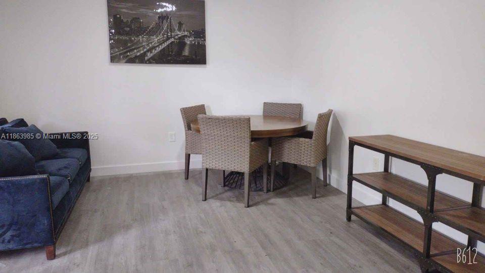 635 SW 16th Ave 2, Miami, פלורידה 33135, ארצות הברית של אמריקה