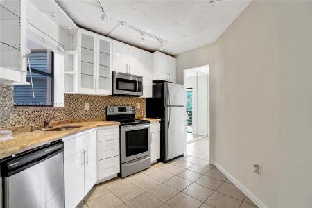 6655 W Broward Blvd 309, Plantation, Florida 33317, USA