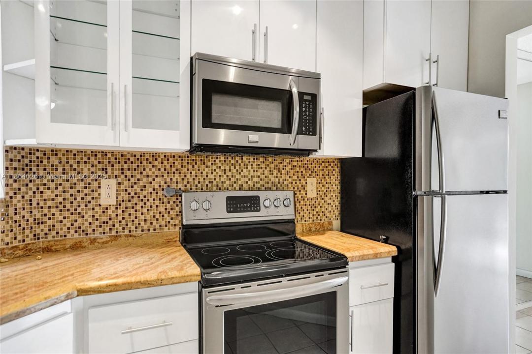 6655 W Broward Blvd 309, Plantation, Florida 33317