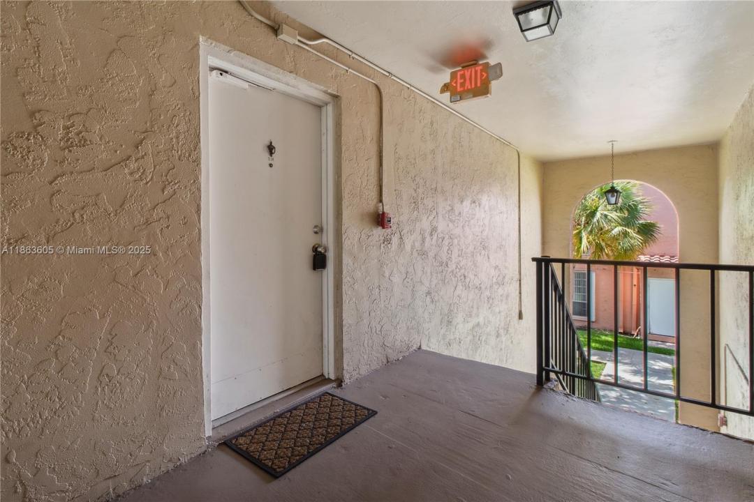 10834 N Kendall Dr X14, Miami, Флорида 33176, Соединенные Штаты
