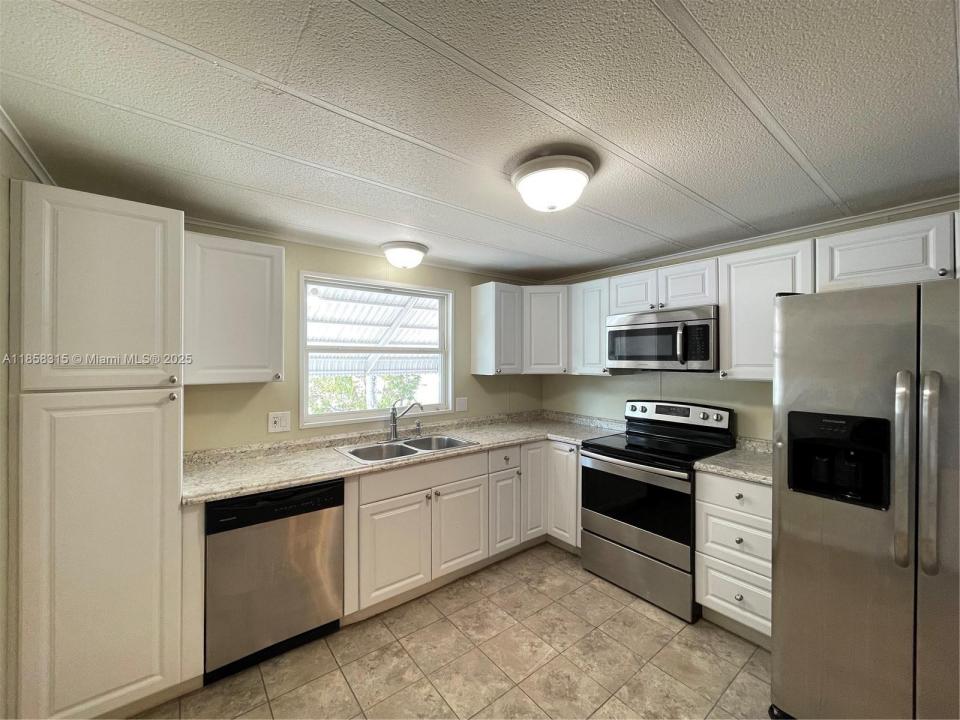 2903 Harbor Ln 2903, Dania Beach, פלורידה 33312, ארצות הברית של אמריקה 
