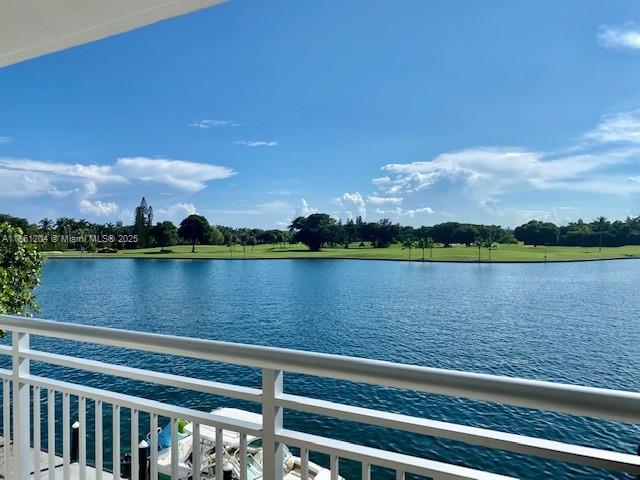 9250 W Bay Harbor Dr 3B, Bay Harbor Islands, Florida 33154, Stati Uniti