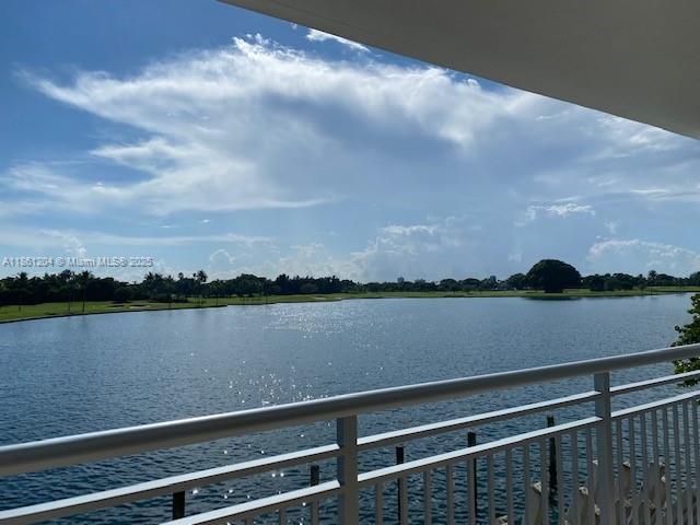 9250 W Bay Harbor Dr 3B, Bay Harbor Islands, Florida 33154, Stati Uniti