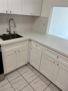 10300 Coral Way C22, Miami, Florida 33165, USA