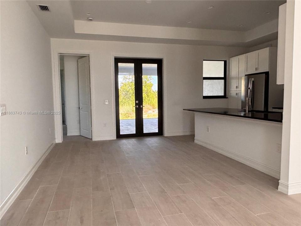 2343 39th Avenue 1, Naples, Florida 34120, HOA KỲ