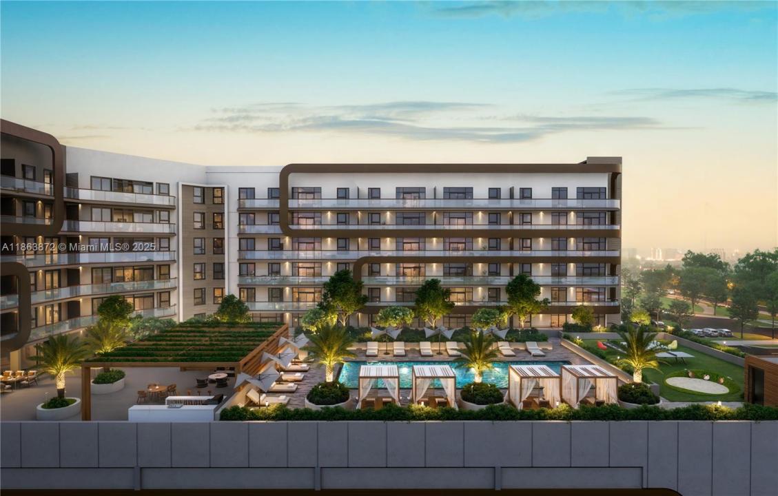 218 SE 7th ST 310, Hallandale Beach, Floride 33009, États-Unis