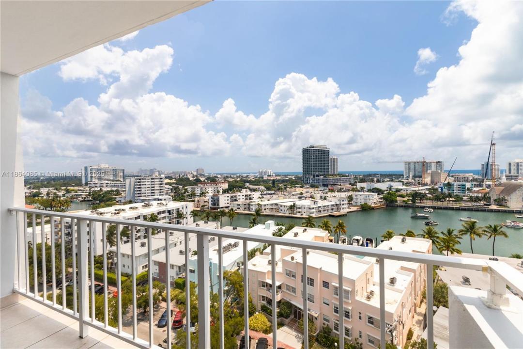 6900 Bay Dr 11E, Miami Beach, Florida 33141, HOA KỲ