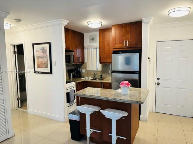 251 172nd St 302, Sunny Isles Beach, Florida 33160