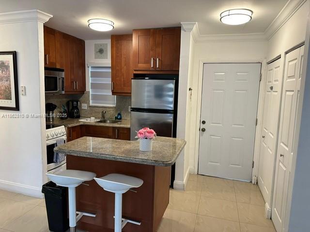 251 172nd St 302, Sunny Isles Beach, Florida 33160