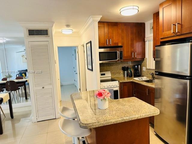 251 172nd St 302, Sunny Isles Beach, Florida 33160