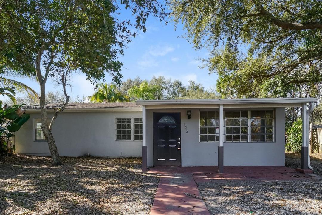 122 Allen Rd, West Park, Florida 33023, Amerika Birleşik Devletleri