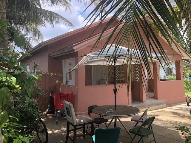 8044 NW 1st Pl, Miami, フロリダ 33150, アメリカ合衆国