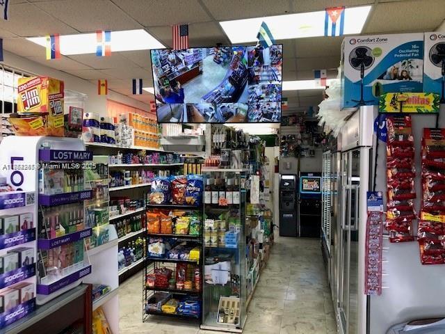 1011 SW 67th Ave, West Miami, Florida 33144, Stati Uniti