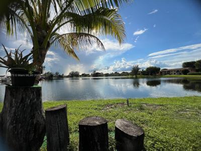 6590 W 24th Ct #24-106, Hialeah, Florida 33016, USA