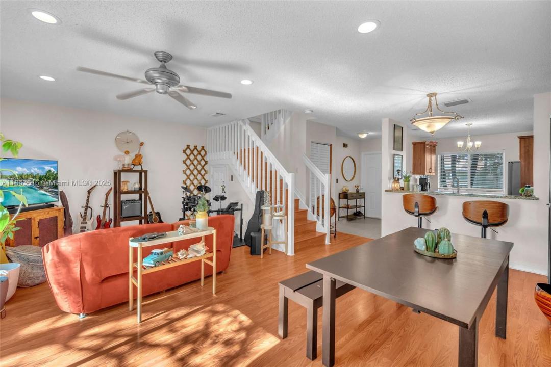 632 NW 208th Ter, Pembroke Pines, Floride 33029, États-Unis