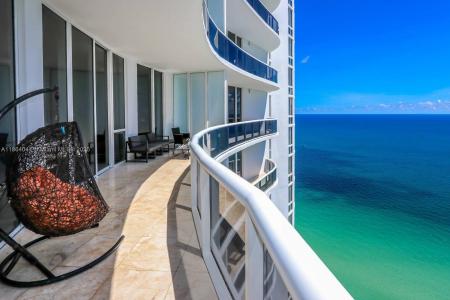 15901 Collins Ave 3807, Sunny Isles Beach, Florida 33160, USA
