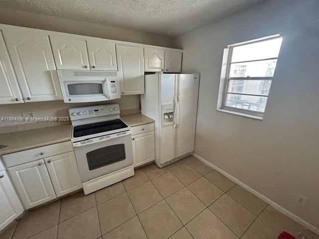 2571 Aragon Blvd 313, Sunrise, Florida 33322, Stati Uniti