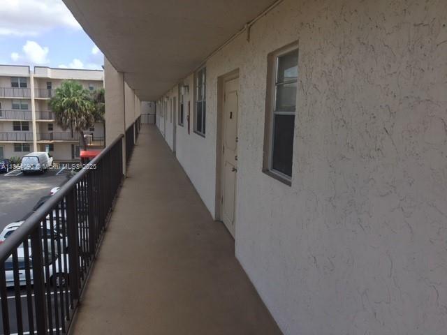 2571 Aragon Blvd 313, Sunrise, Florida 33322, Stati Uniti