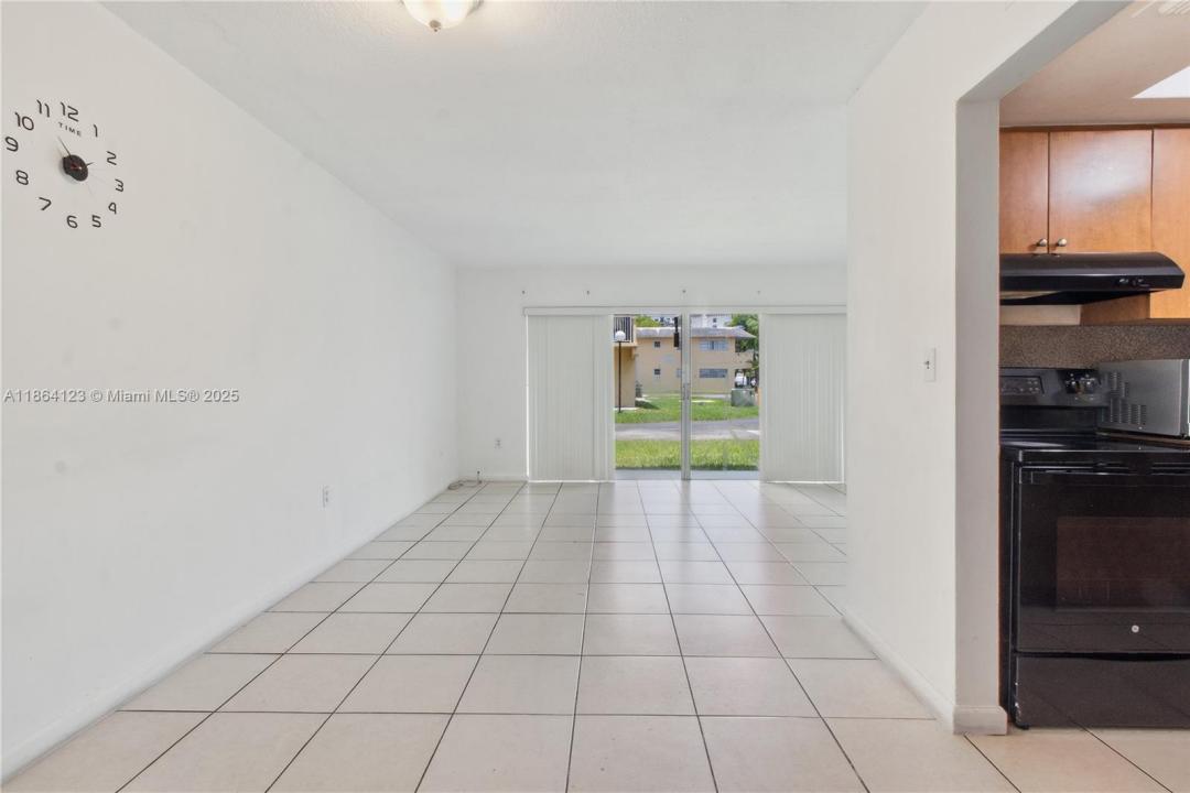 7430 SW 82nd St D105, Miami, Флорида 33143, Соединенные Штаты