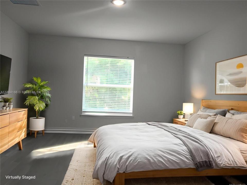 1174 SE Hutchins, Palm Bay, פלורידה 32909, ארצות הברית של אמריקה
