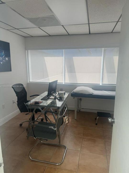 8370 W Flagler St 252, Miami, Florida 33144