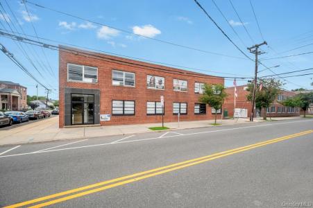 185 Willis Avenue, North Hempstead, New York 11501, USA