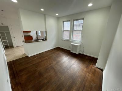 26 Crotty Avenue, Yonkers, Nova Iorque 10704, Estados Unidos