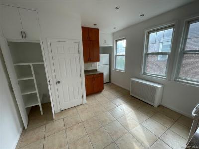 26 Crotty Avenue, Yonkers, Nova Iorque 10704, Estados Unidos