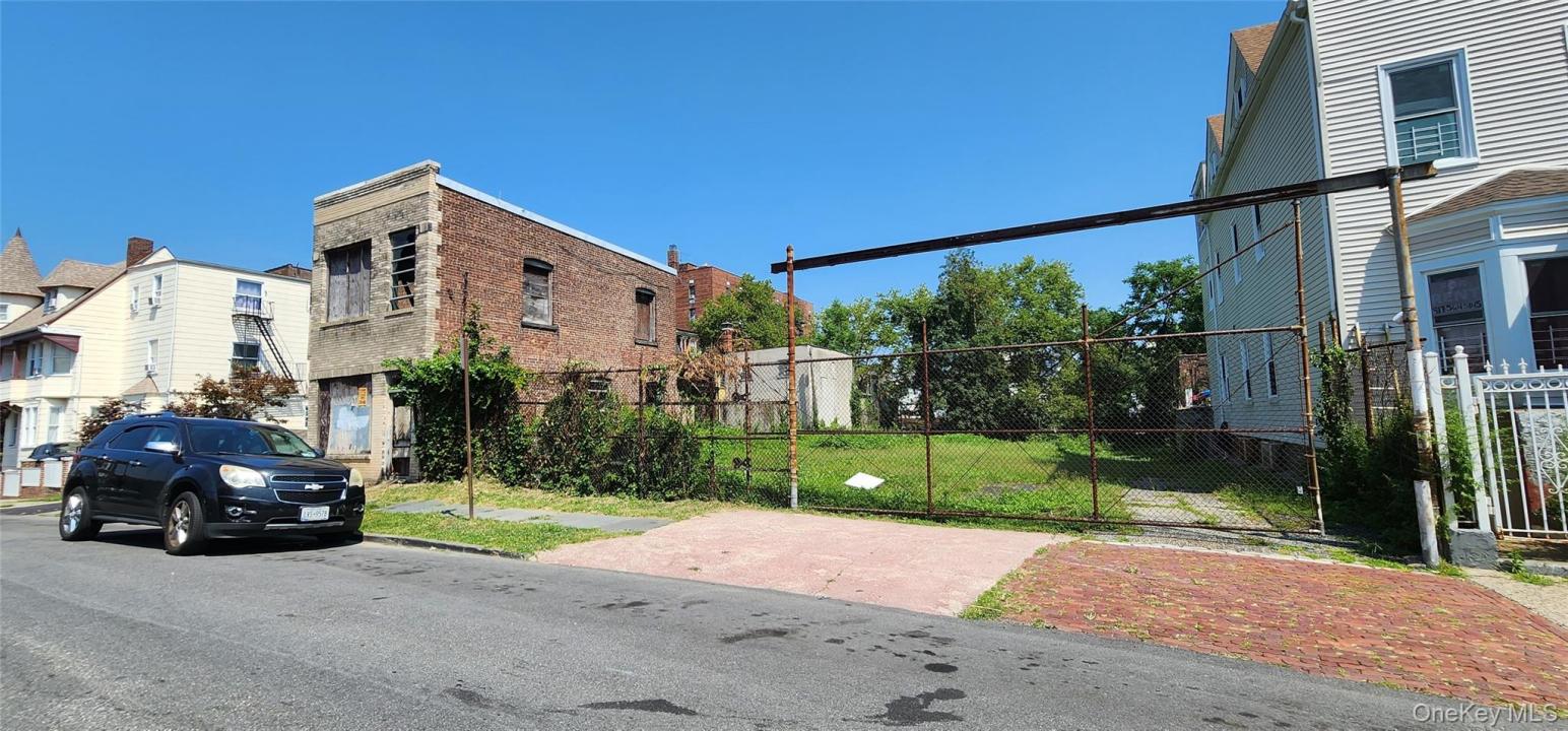 127 Downing Street, Yonkers, New York 10705, États-Unis