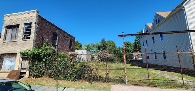 127 Downing Street, Yonkers, New York 10705, États-Unis