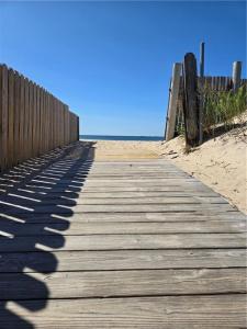 15 Breach Drive, Westerly, RI 02891, USA